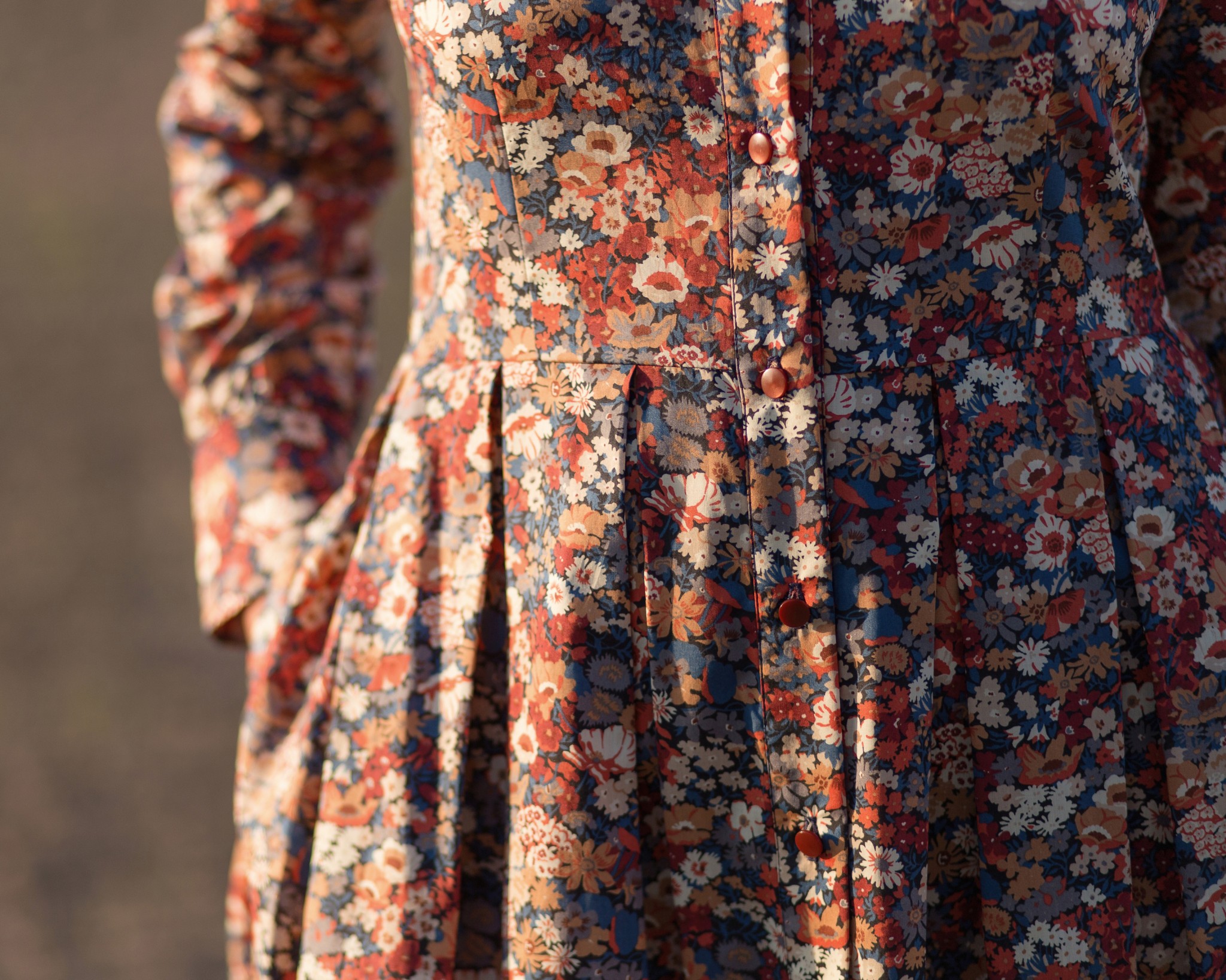 Floral print long sleeve dress in Tana Lawn cotton – OffOn