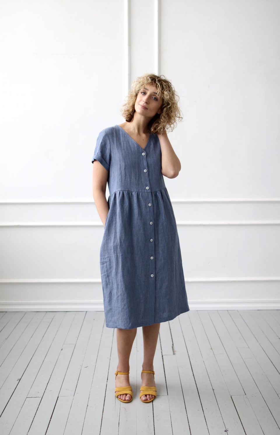 Linen dress with button closure | Dress | Sustainable clothing | OffOn clothing