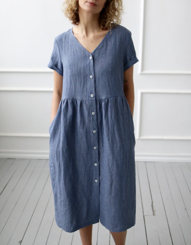 Linen dress with button closure – OffOn