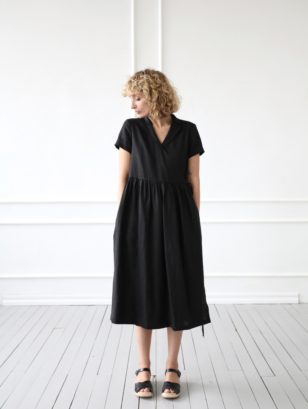 Loose fit linen wrap dress | Dress | Sustainable clothing | OffOn clothing