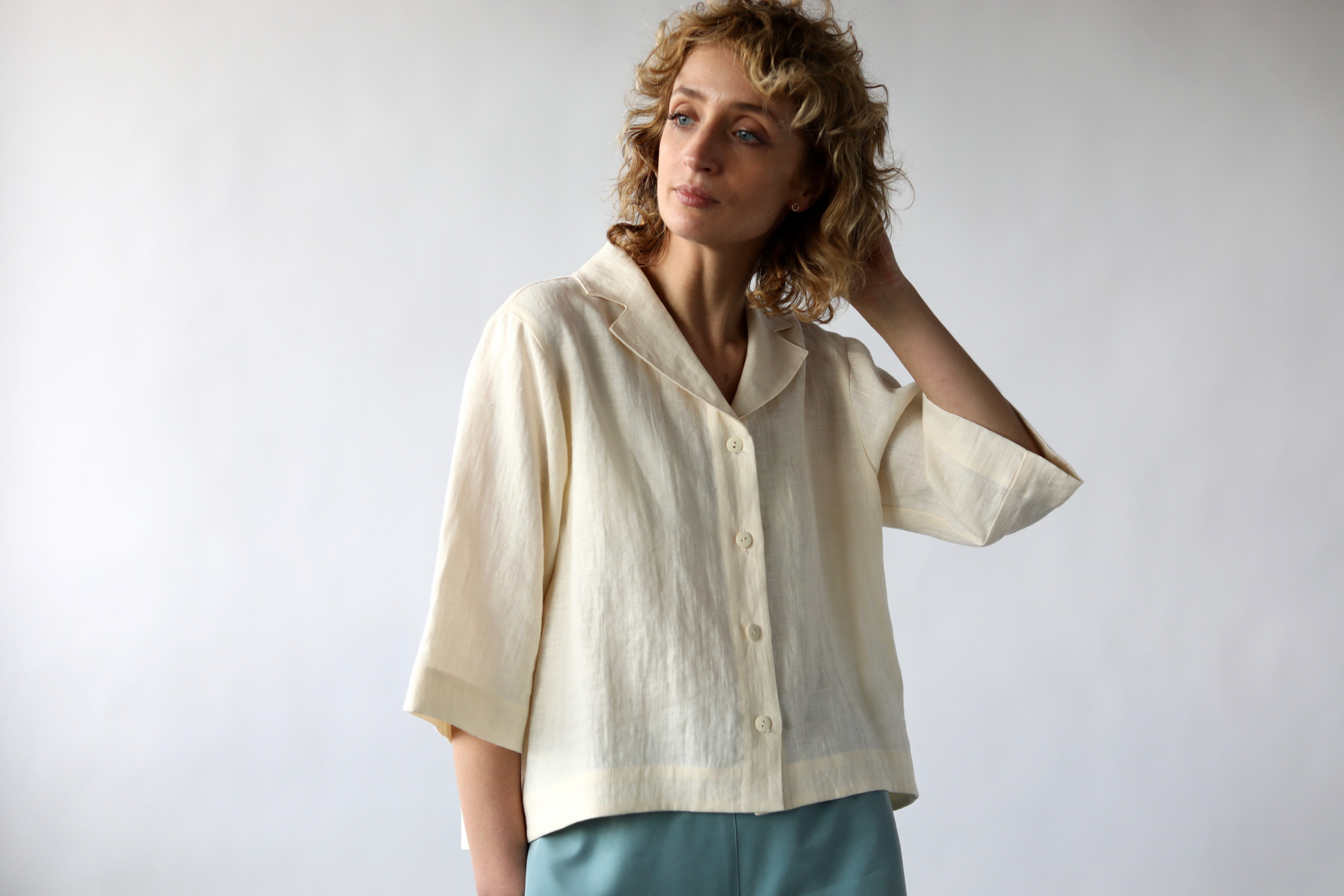 Revere collar linen blouse in ivory – OffOn