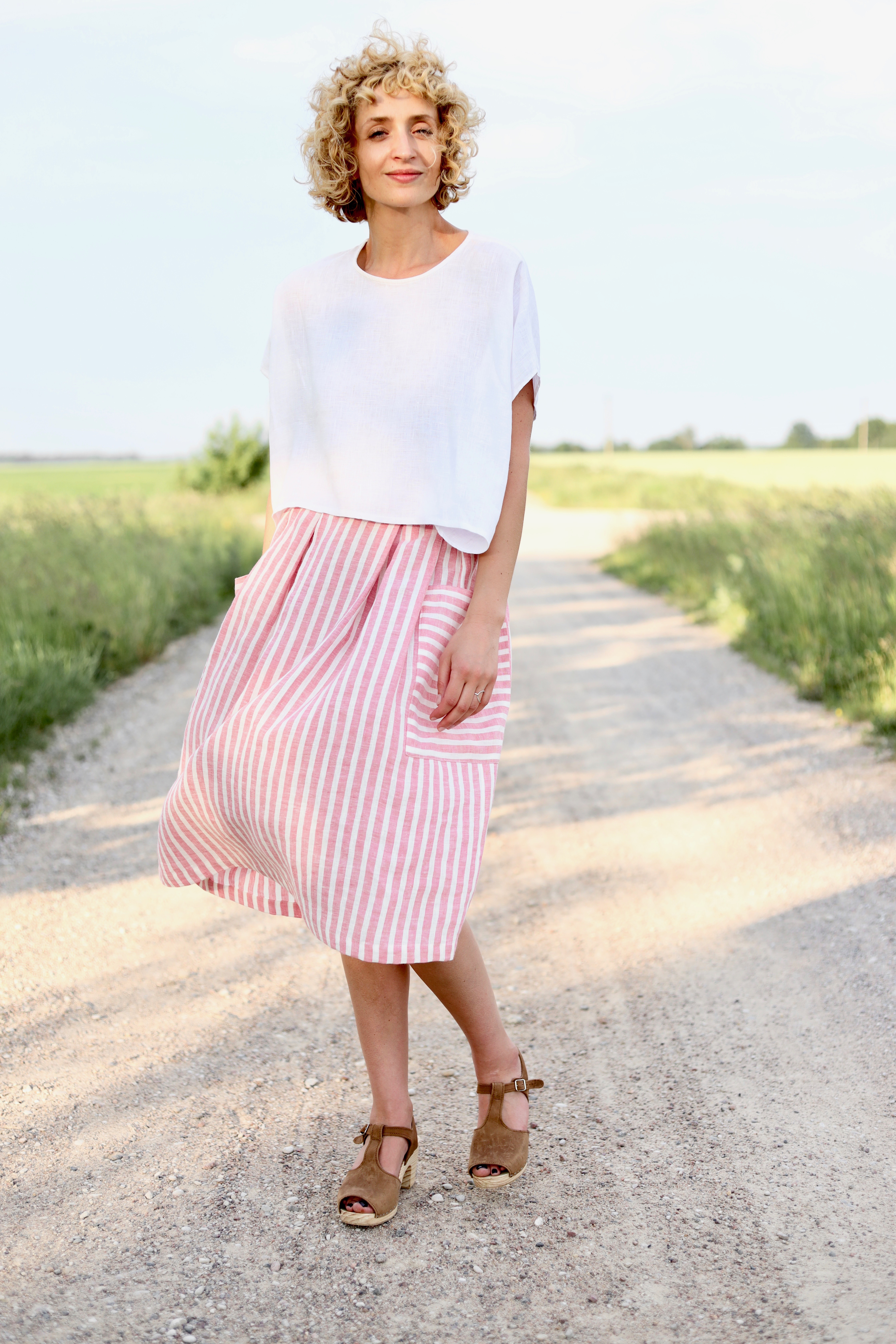 Striped skirt with outlet pockets