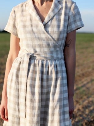 Linen wrap dress in checks | Dress | Sustainable clothing | OffOn clothing
