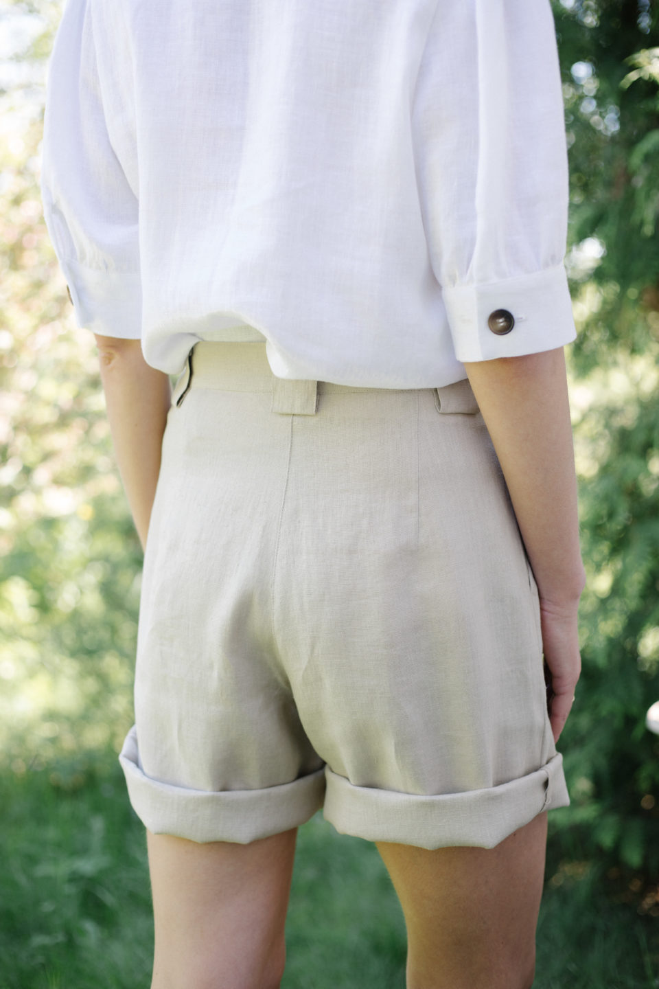 Beige linen high waist shorts – OffOn