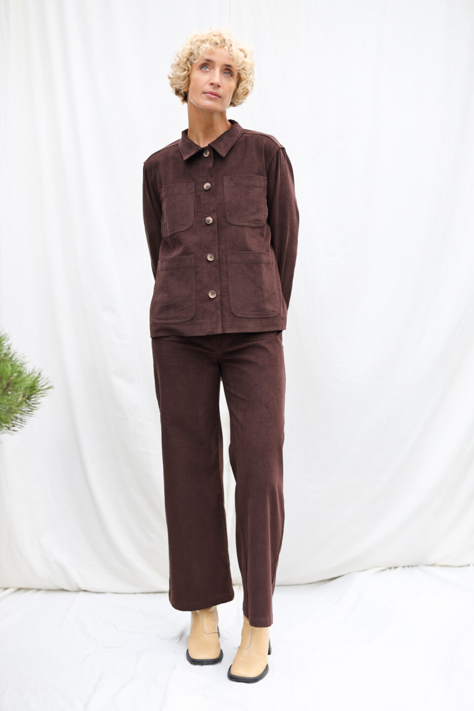 Needlecord boxy fit point collar jacket | Jacket | Sustainable clothing | OffOn clothing