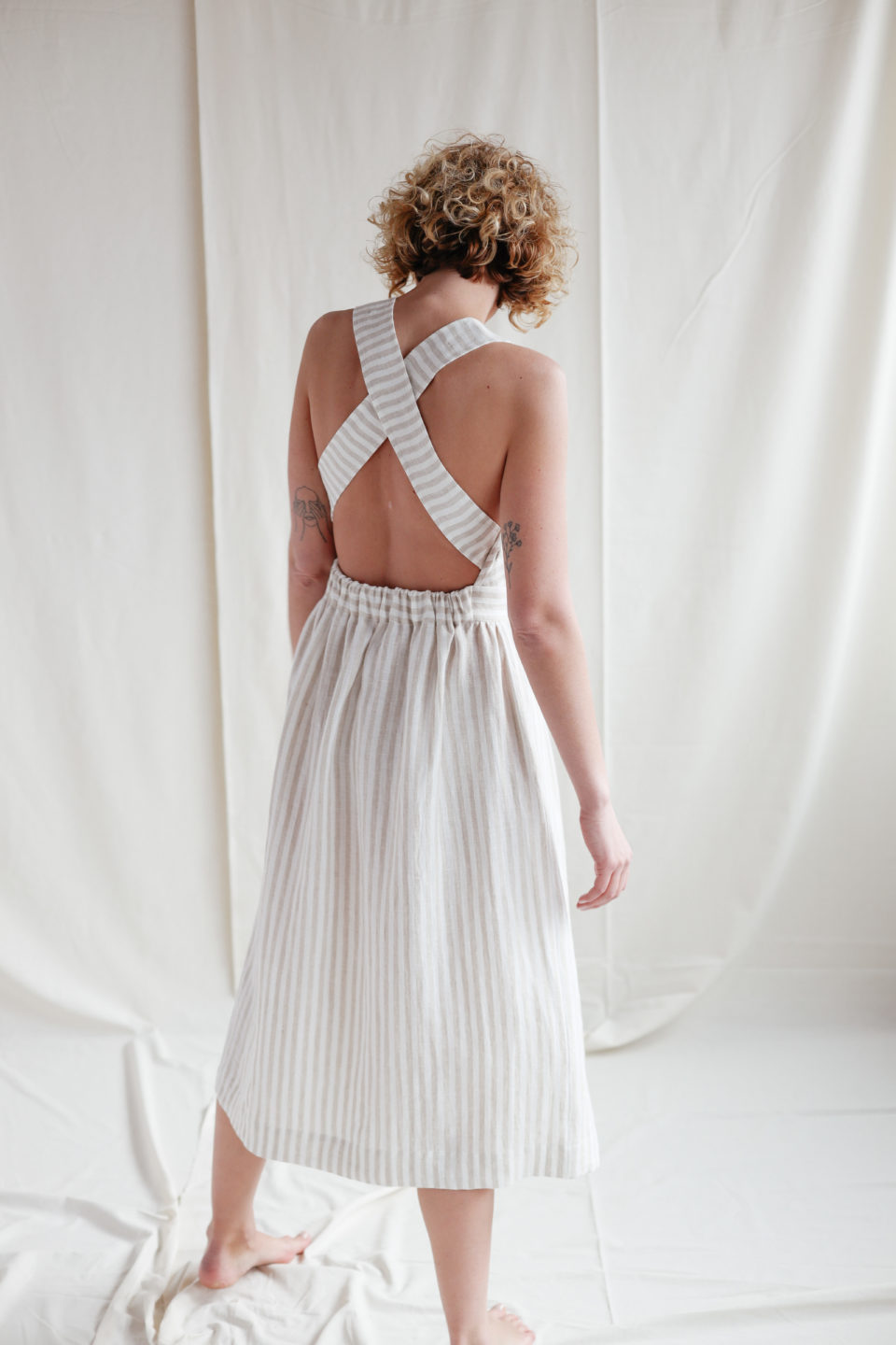 Backless best sale linen dress