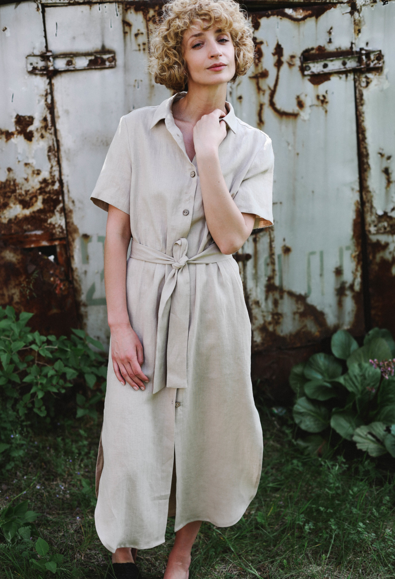 Elegant Linen Shirt And Skirt Set With Tie