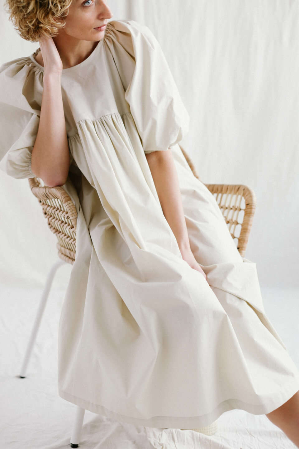 Empire waist puffy sleeve dress BELLE | Dress | Sustainable clothing | OffOn clothing