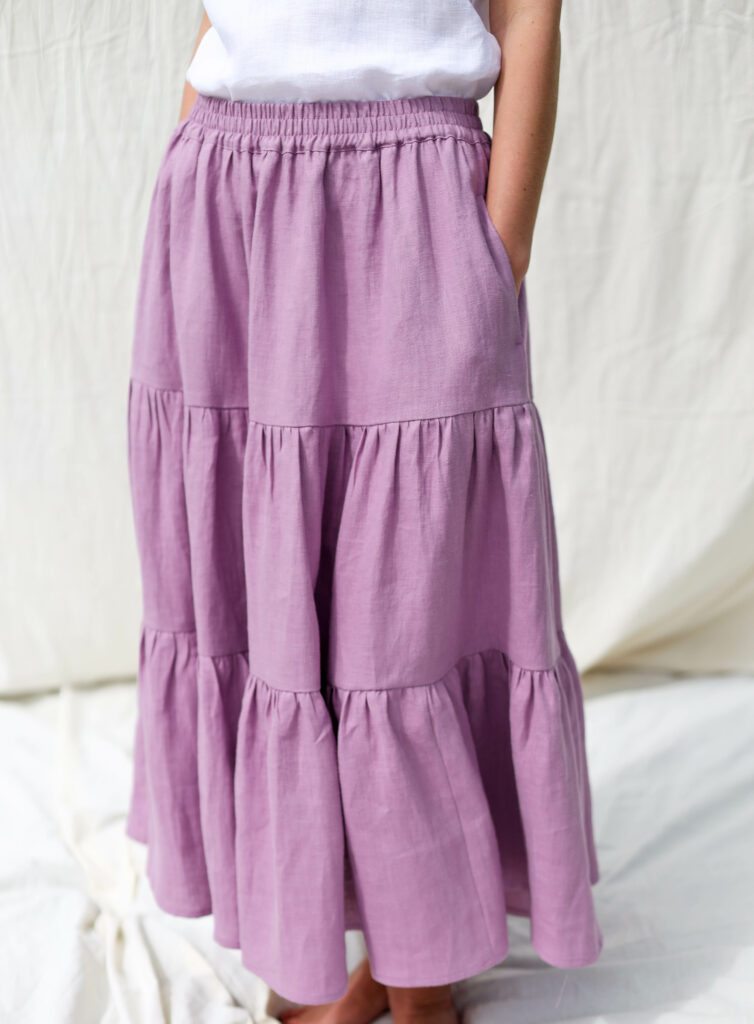 LINEN TIERED SKIRT WITH ELASTICATED WAIST