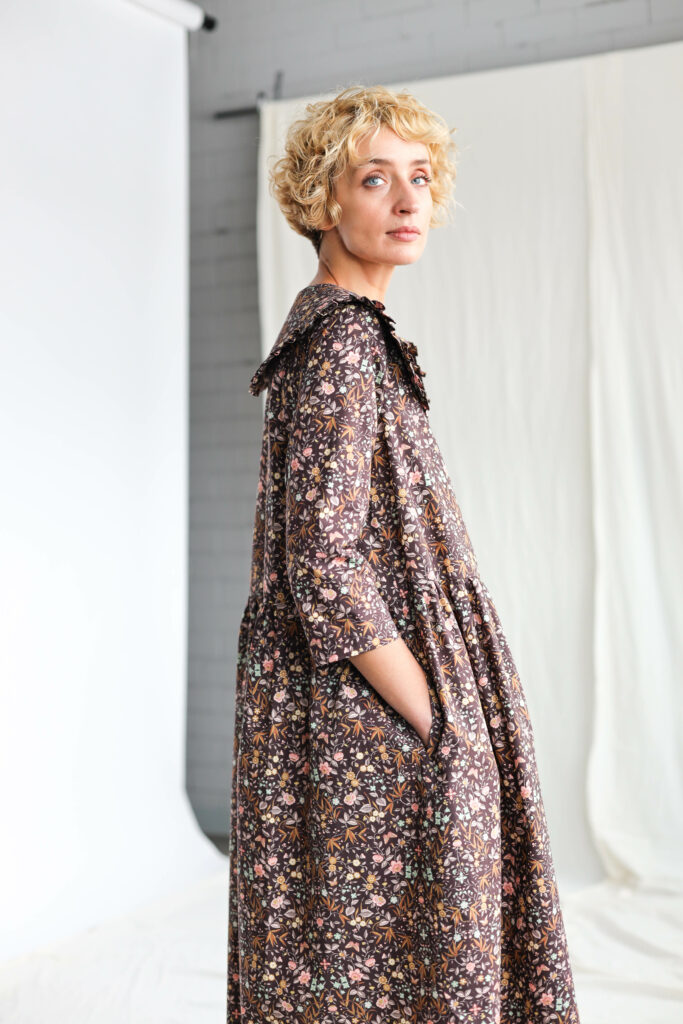 Elegant floral midi dress | Dress | Floral | Sustainable clothing | OffOn clothing