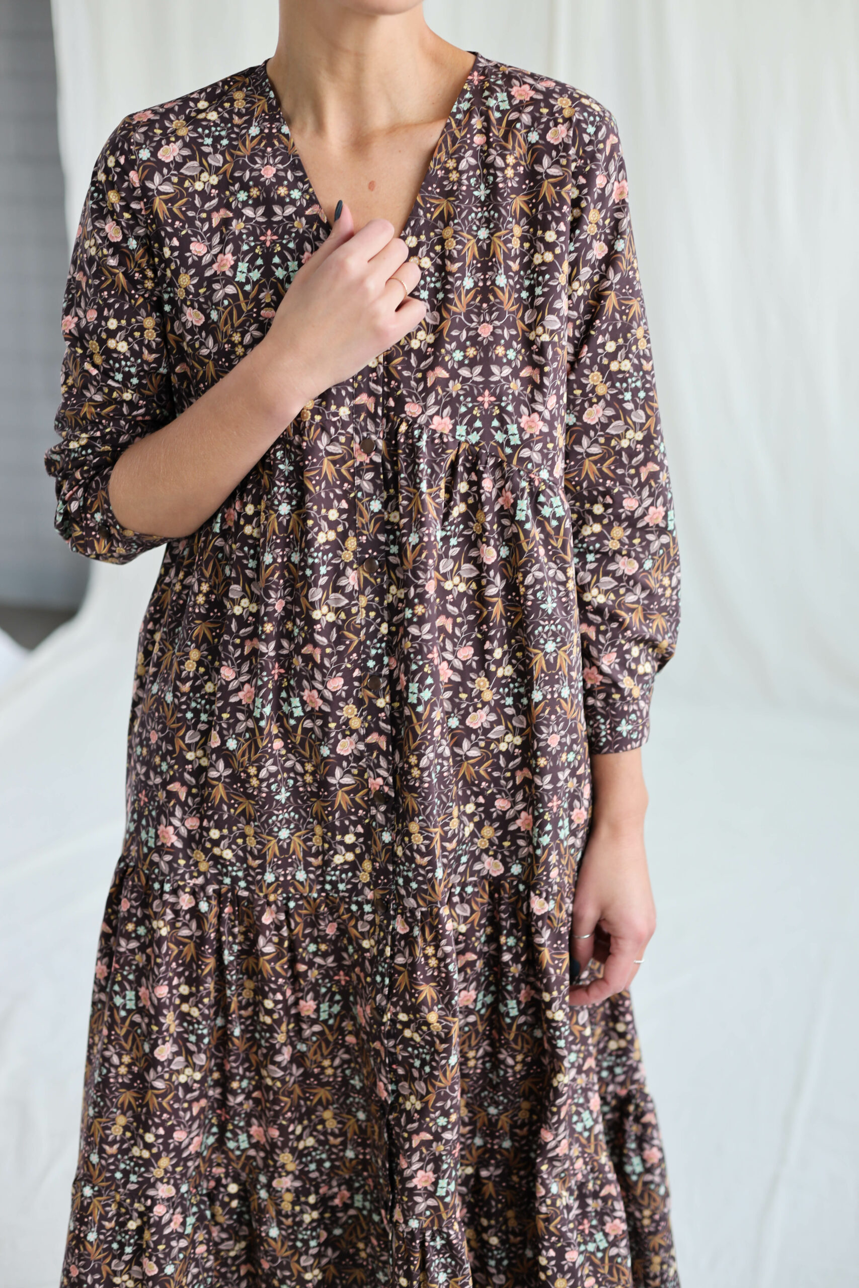 Floral tiered dress BONA – OffOn