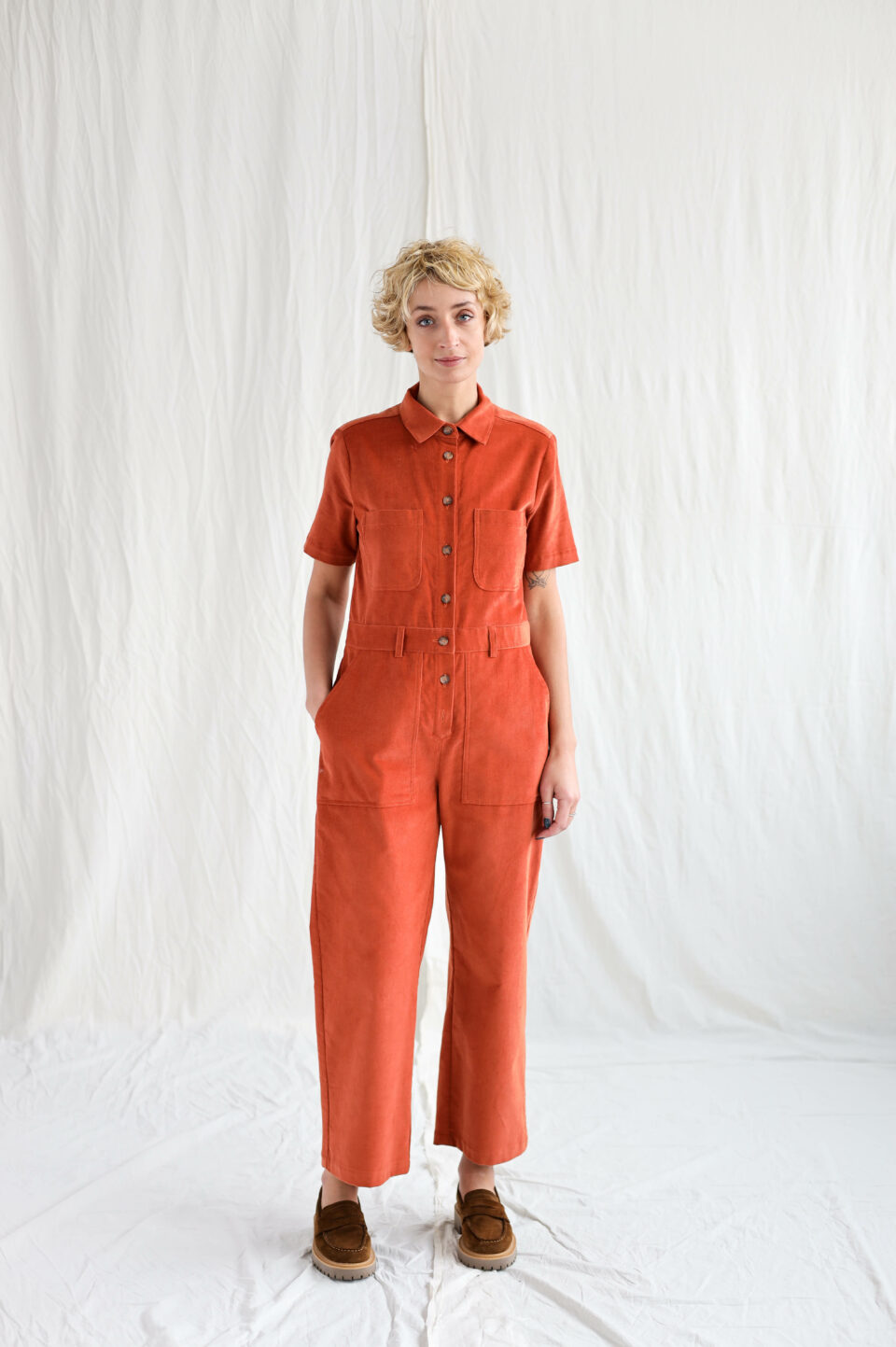 Corduroy short sleeve jumpsuit | Jumpsuit | Brick Orange | Sustainable clothing | OffOn clothing