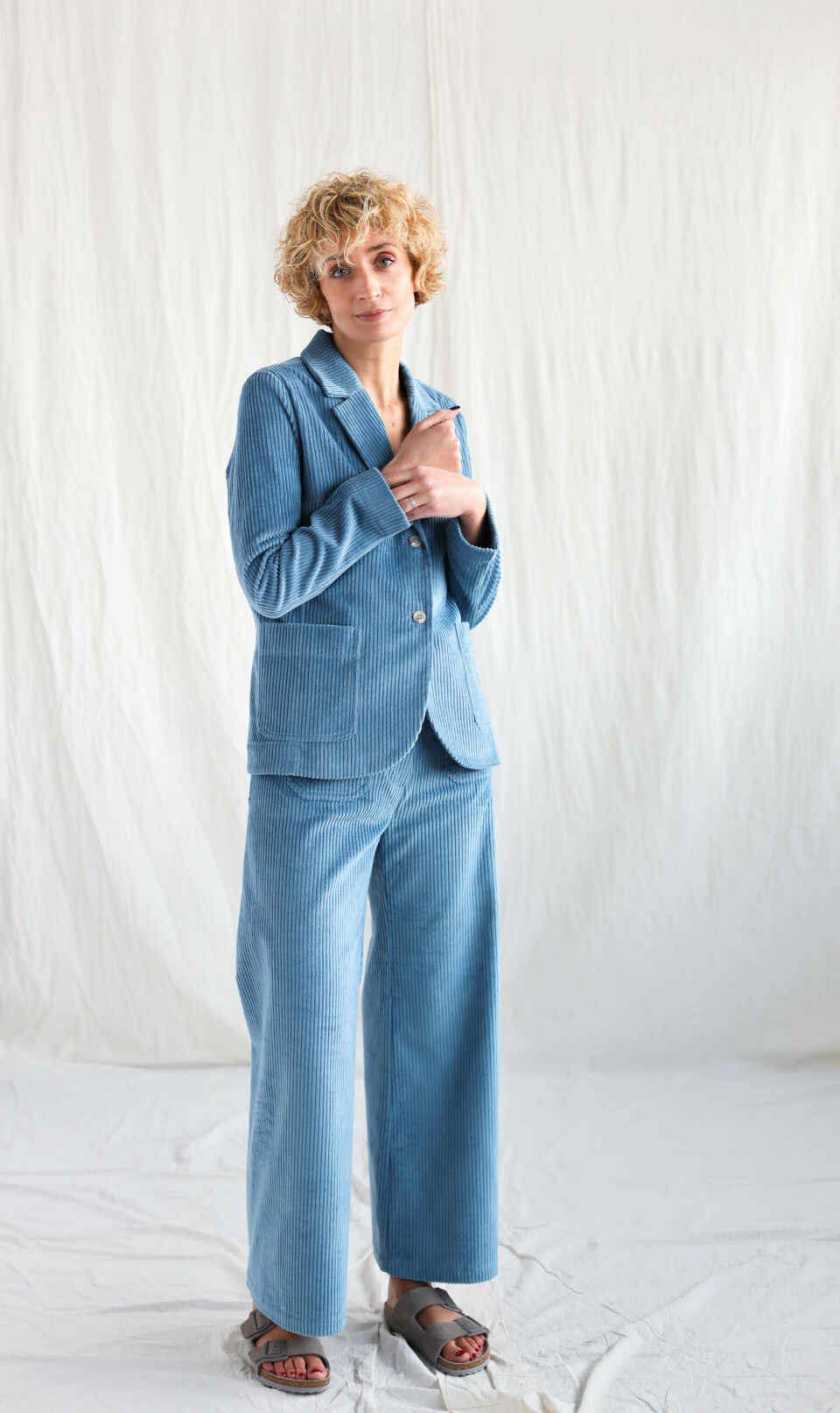 Elegant wide wale light blue cord suit | Suit | Light Blue | Sustainable clothing | OffOn clothing