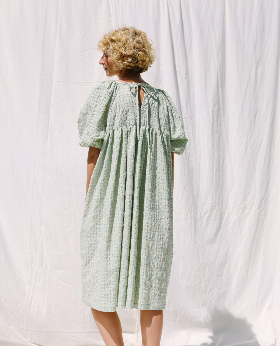 Seersucker raglan sleeve dress BELLE | Dress | Sustainable clothing | OffOn clothing
