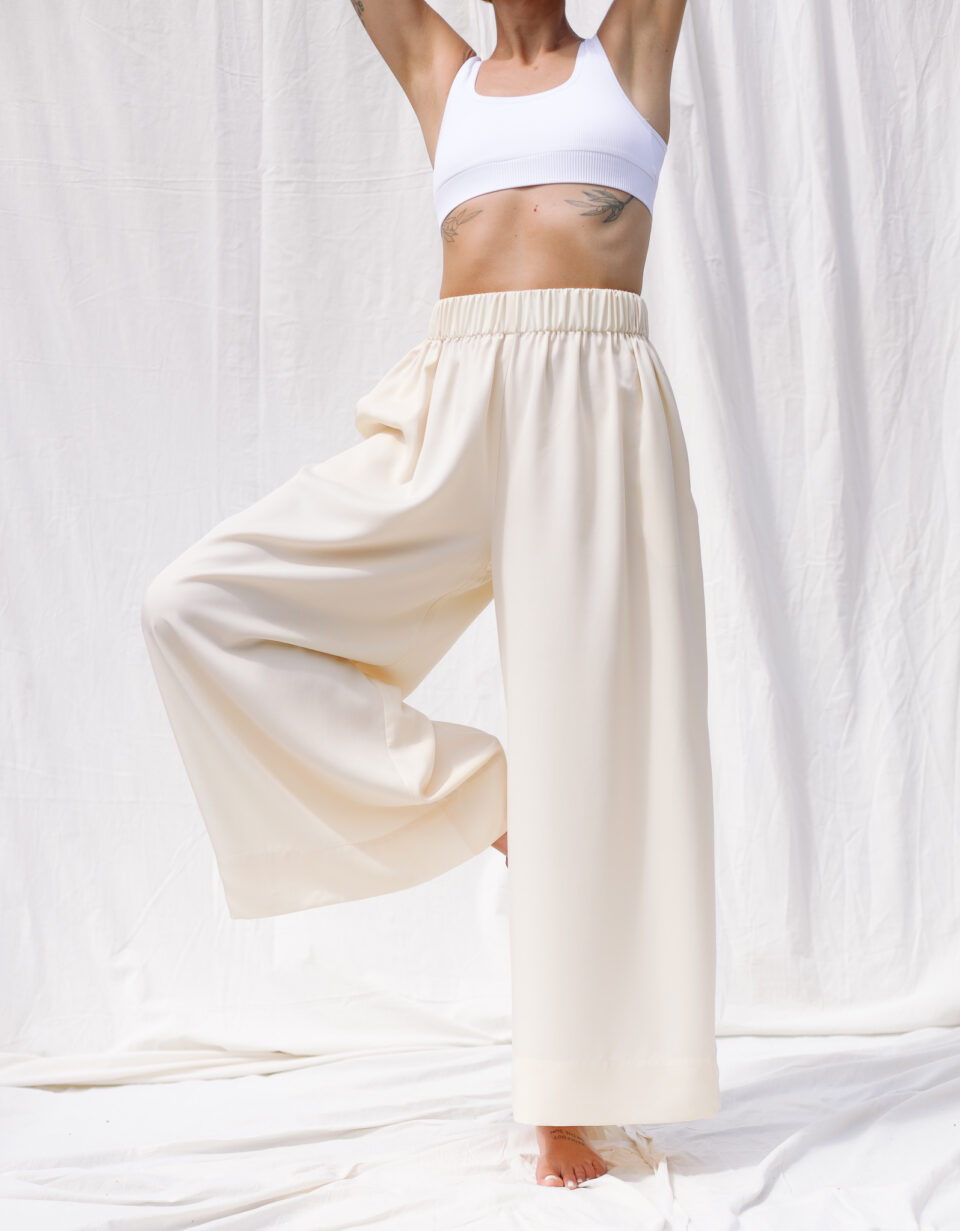Palazzo elasticated waist pants LOU | Trousers | Sustainable clothing | OffOn clothing