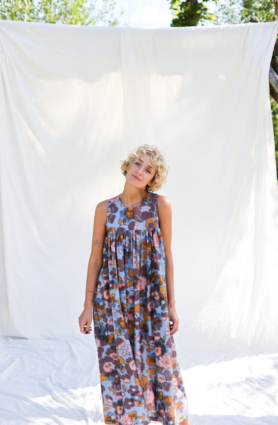 Floral silky cotton sleeveless Maxi dress LILOU – OffOn