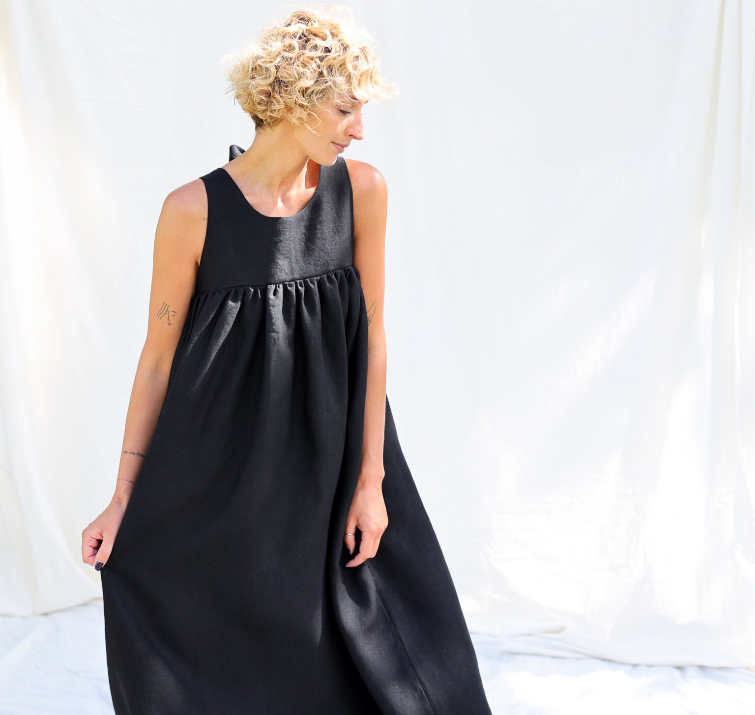 Black linen sleeveless Maxi dress LILOU – OffOn