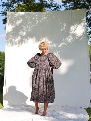 Reversible oversized vintage chain print dress FOREVER HEIRLOOM | Dress | Sustainable clothing | OffOn clothing