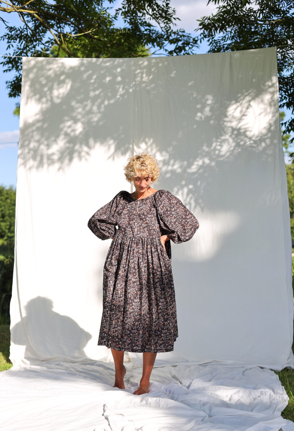 Reversible oversized vintage chain print dress FOREVER HEIRLOOM | Dress | Sustainable clothing | OffOn clothing
