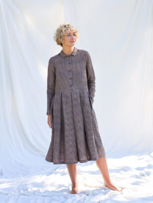 Gingham linen long sleeve loose fit dress | Dress | Sustainable clothing | OffOn clothing