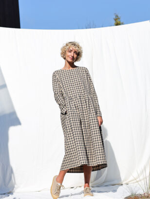 Long sleeve loose fit smock dress in organic cotton MILANA | Dress | Sustainable clothing | OffOn clothing