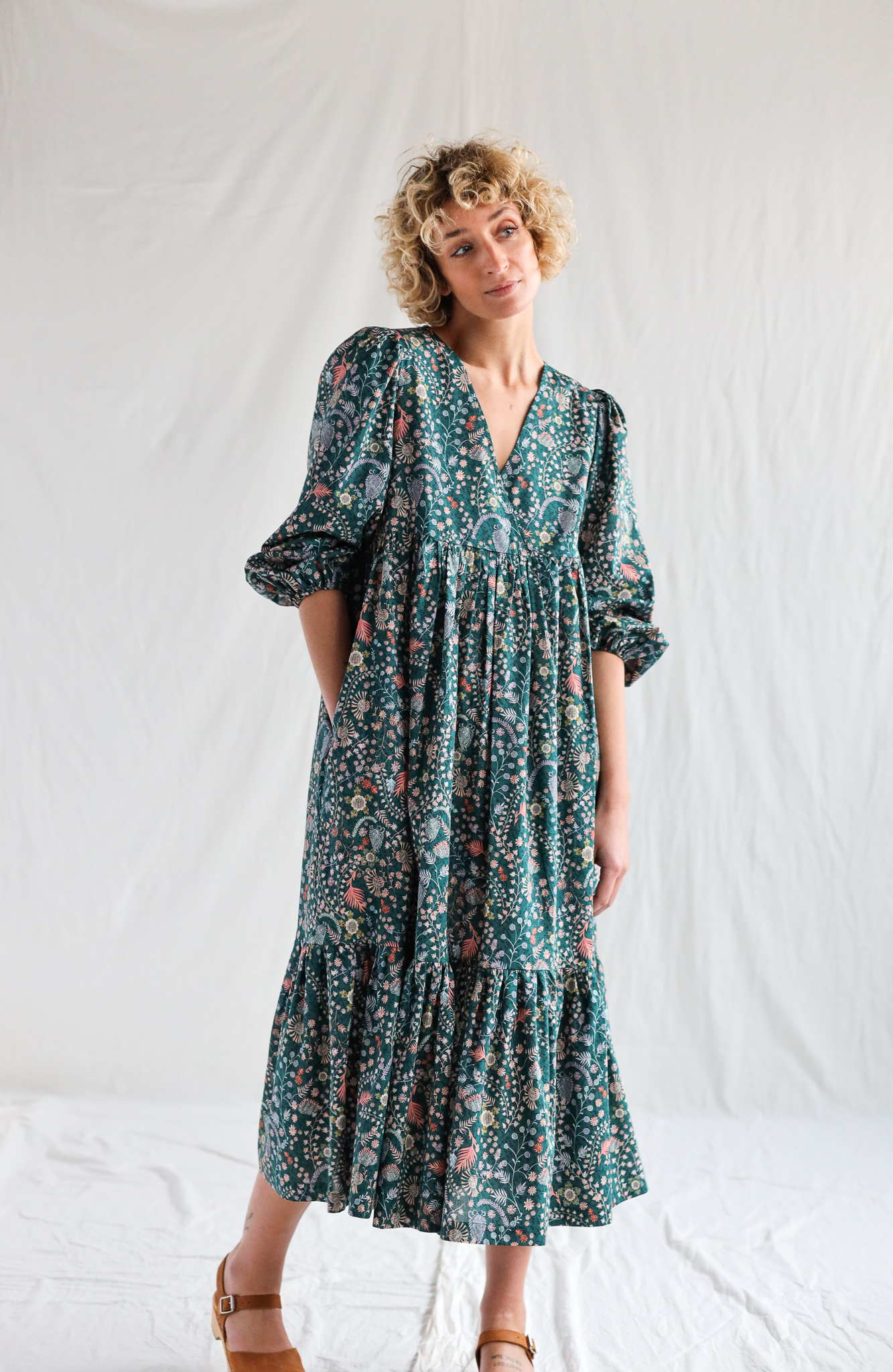 Flowy overlapped V-neck boho dress CROCHET MEADOW – OffOn