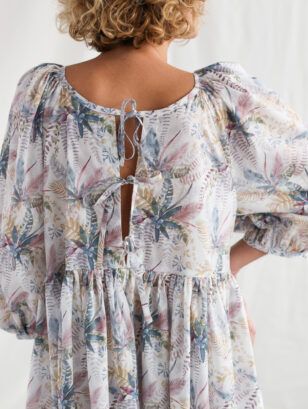 Oversized reversible floral print dress ADEOYE | Dress | Sustainable clothing | OffOn clothing