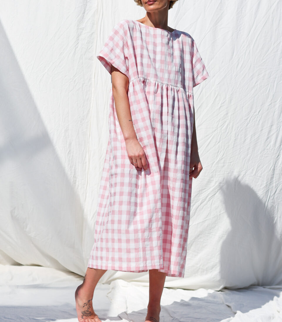 Oversized rose seersucker checks dress SILVINA | Dress | Sustainable clothing | OffOn clothing