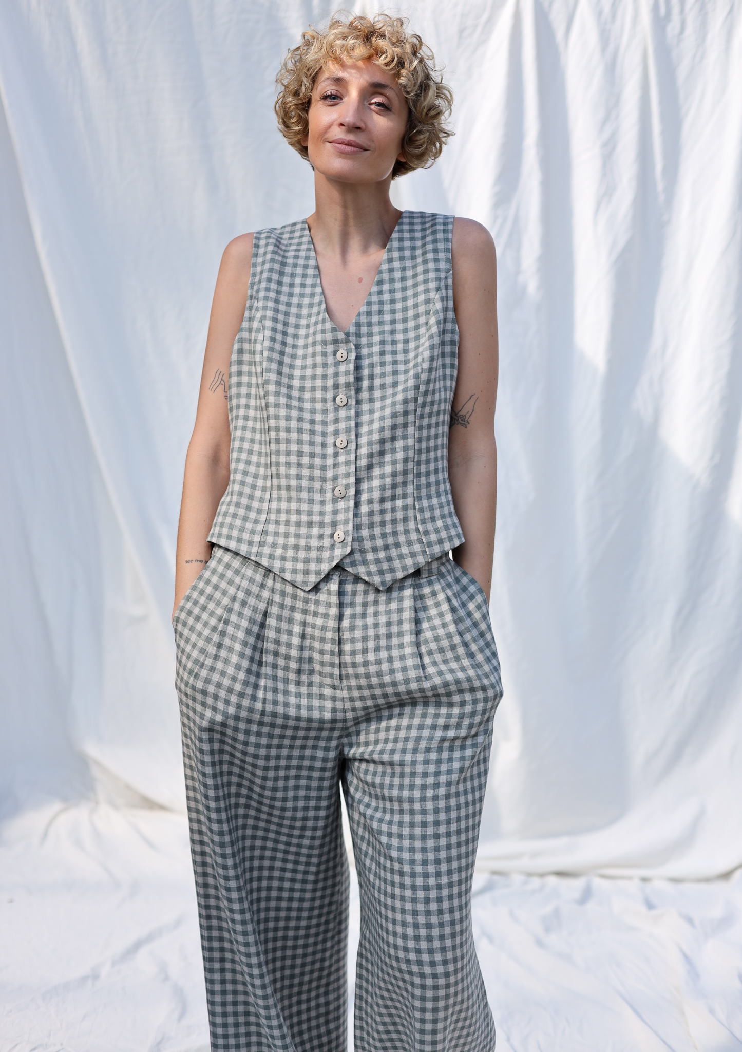 Inserch Classic Linen Vest V660-00006 Oatmeal main image 0