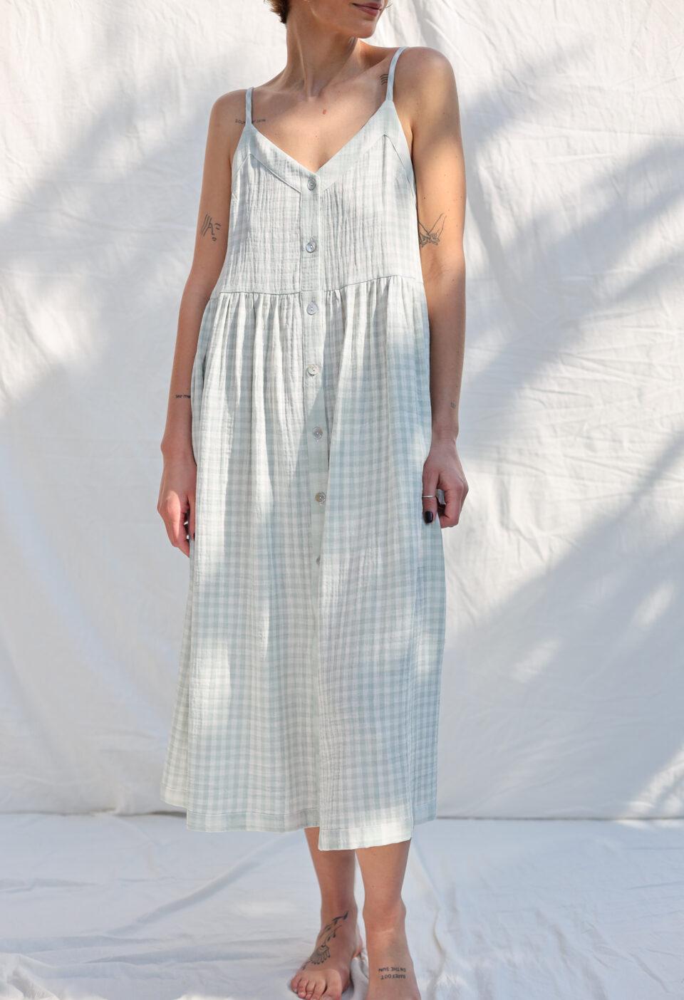 Sleeveless summer dress ELOISE in double gauze mint checks cotton | Dress | Sustainable clothing | OffOn clothing