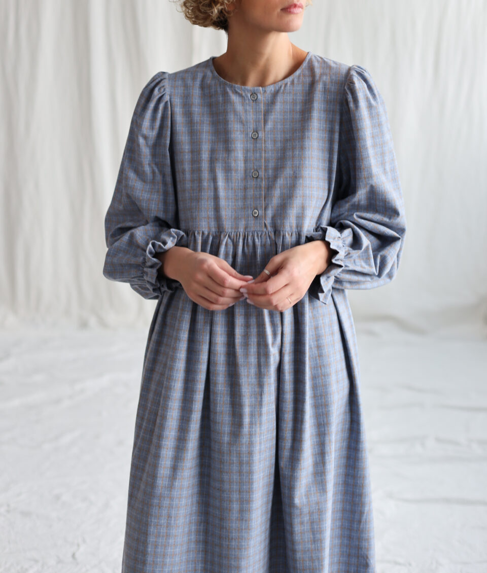 Checkered higher waist long sleeve dress | Dress | Sustainable clothing | OffOn clothing