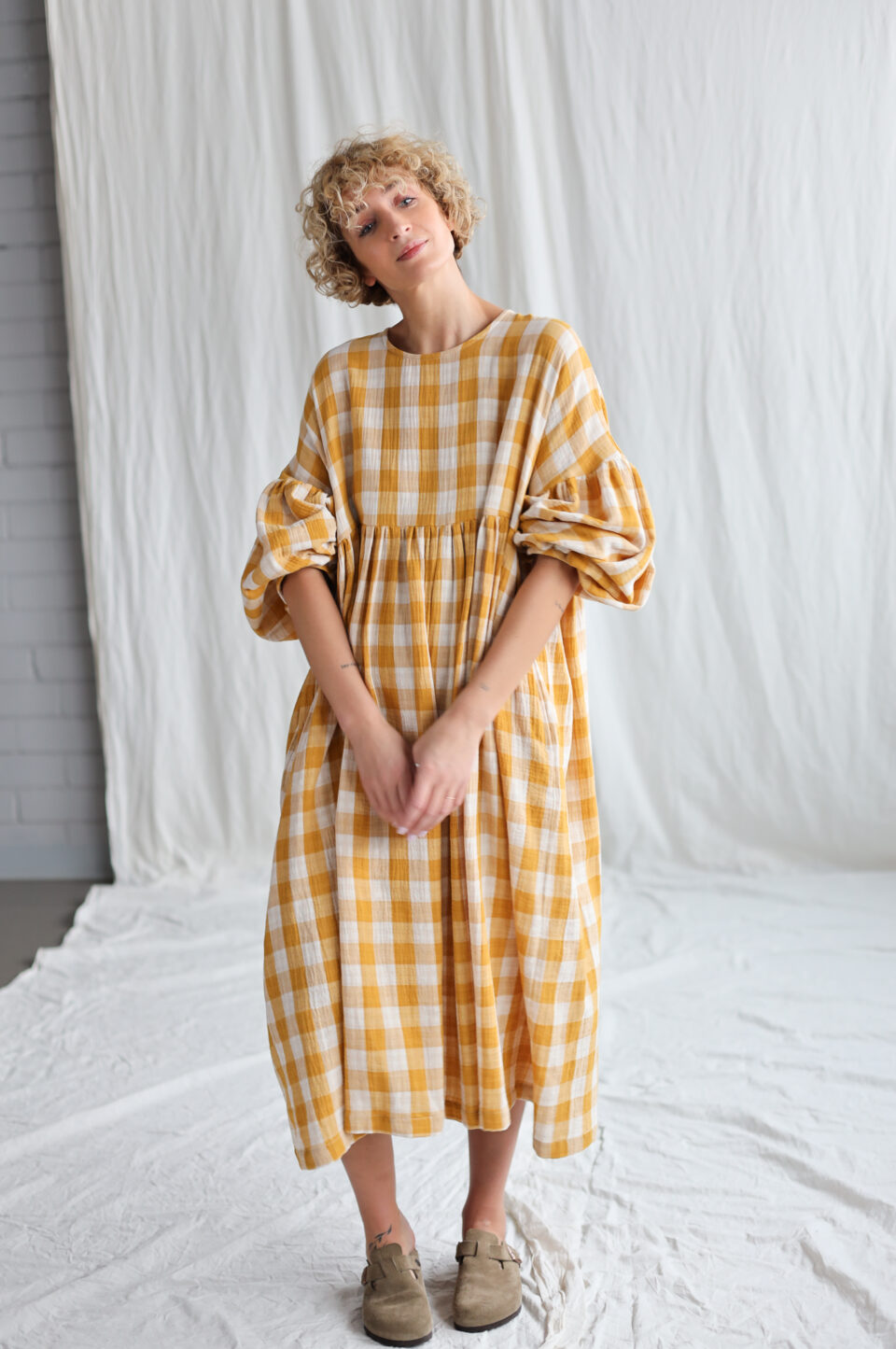 Mustard checks oversized double gauze dress GRETA | Dress | Sustainable clothing | OffOn clo