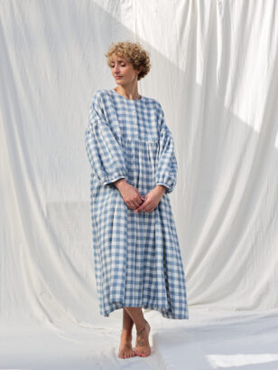 Light blue checks oversized voluminous sleeves linen dress GRETA | Dress | Sustainable clothing | OffOn clothing