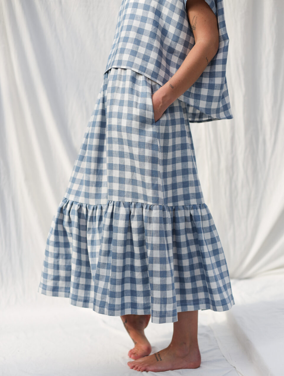 Checkered linen skirt with ruffled hem | Skirt | Sustainable clothing | OffOn clothing