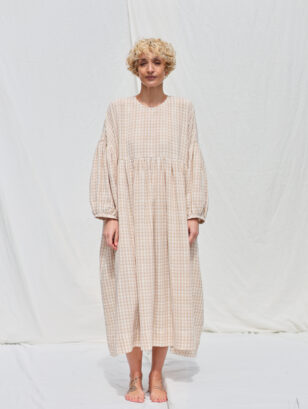 Oversized double gauze beige checks dress GRETA | Dress | Sustainable clothing | OffOn clothing