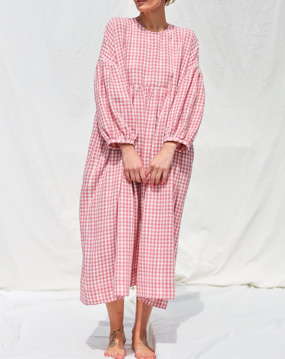 Oversized double gauze pink checks dress GRETA | Dress | Sustainable clothing | OffOn clothing