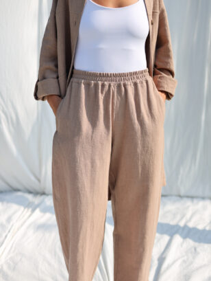 Heavy linen balloon trousers VIVIAN in mocha color | Trousers | Sustainable clothing | OffOn clothing