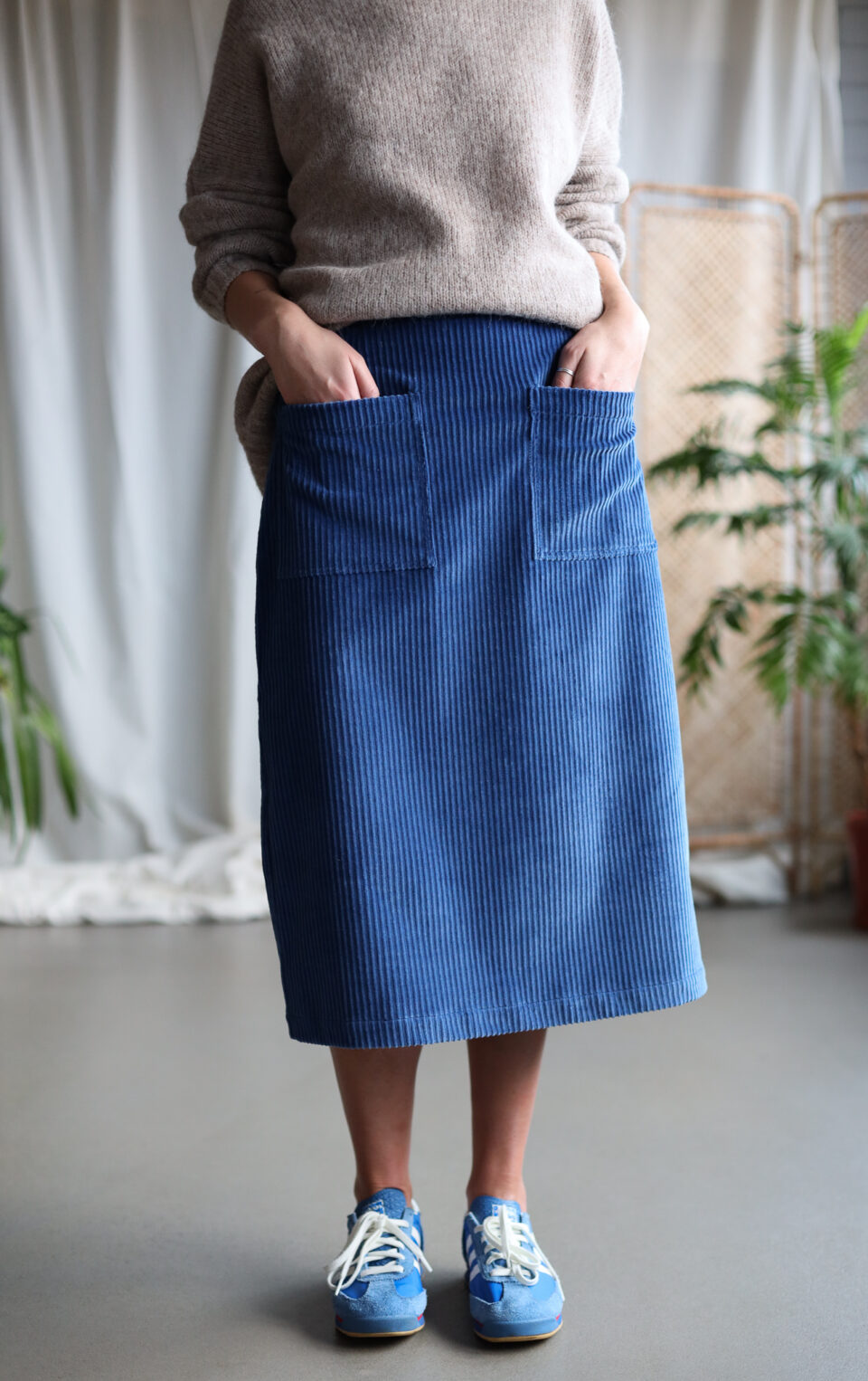 A-line wide wale cord midi skirt | Skirt | Sustainable clothing | OffOn clothing