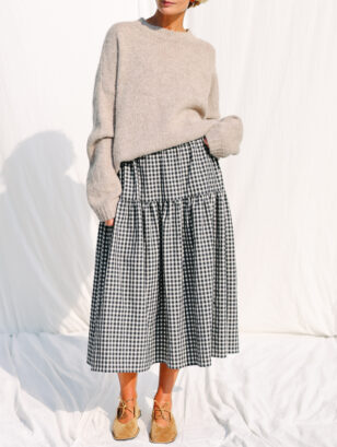 Elasticated waist tiered seersucker gingham skirt | Skirt | Sustainable clothing | OffOn clothing