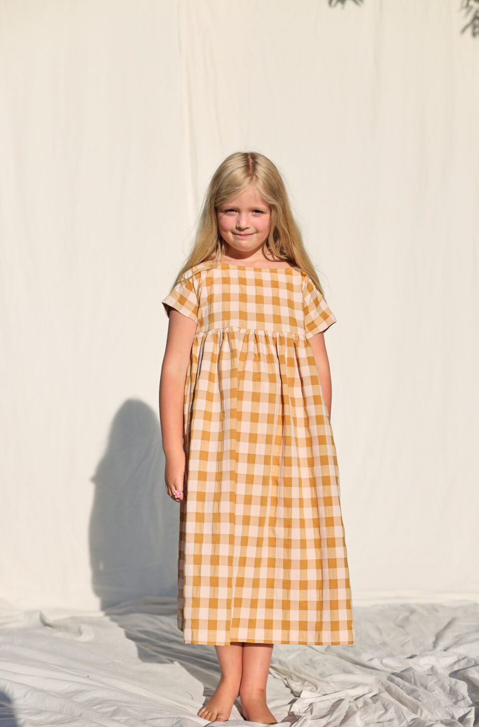 Girls checkered short sleeve seersucker dress | Dress | Sustainable clothing | OffOn clothing