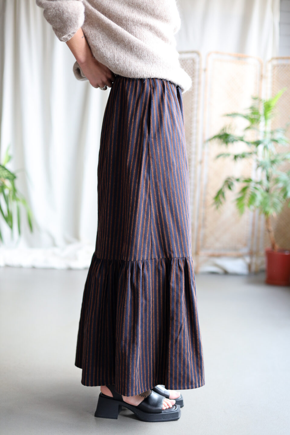 Striped ruffled hem Maxi cotton skirt OSLO with pockets - Image 3