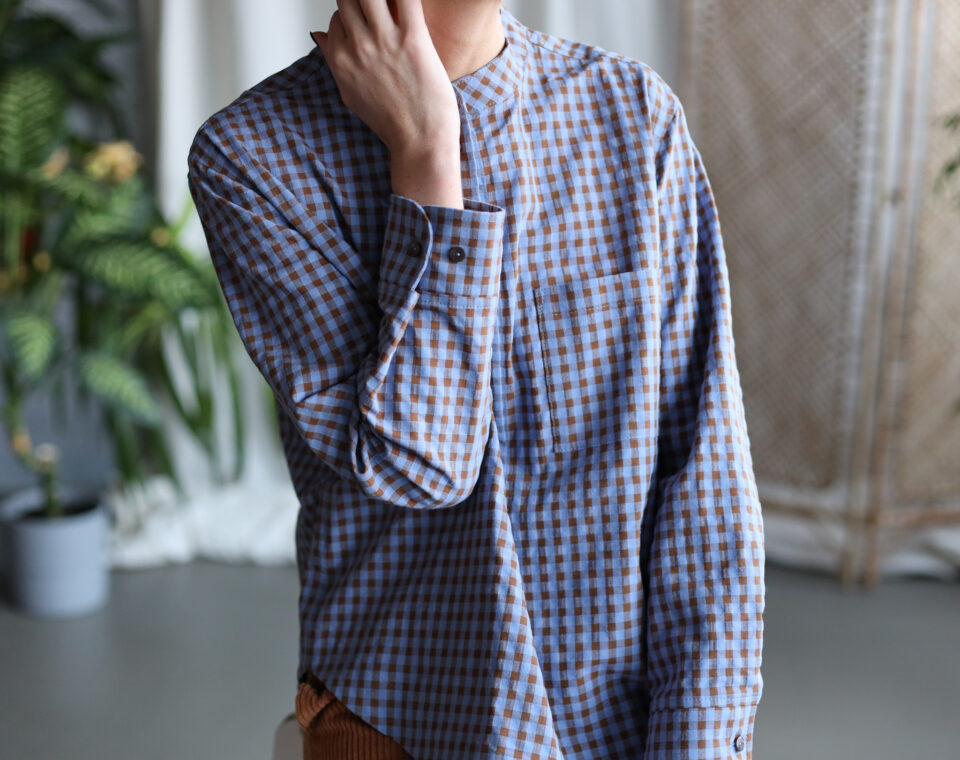 Stand collar patch pocket shirt REINE in check cotton | Shirt | Sustainable clothing | OffOn clothing