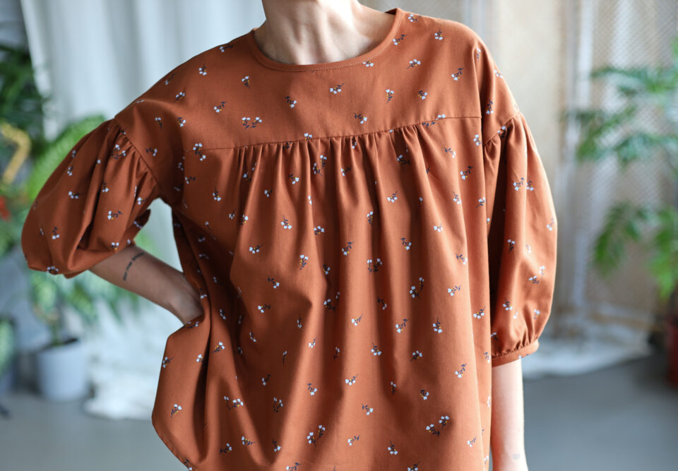 Dropped shoulders floral cotton blouse LIA - Image 2