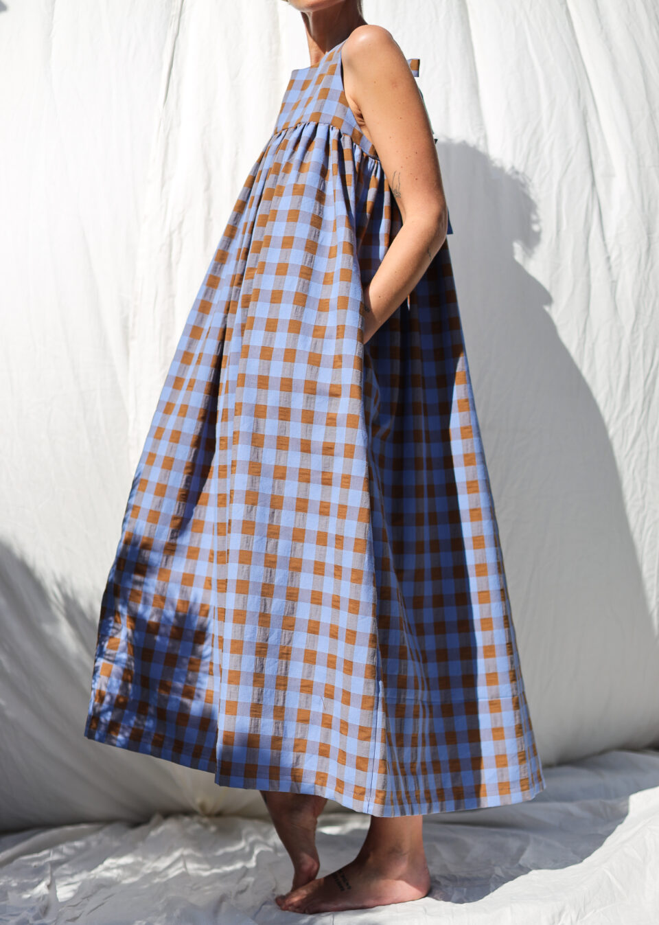 Sleeveless Blue Bonnet seersucker checks Maxi dress LILOU - Image 4