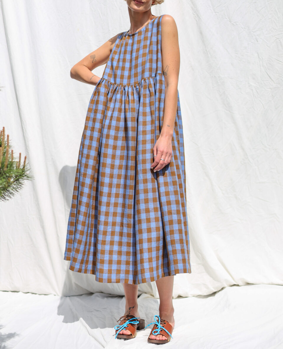 Exclusive Blue Bonnet Linen checks smock sleeveless dress - Image 3