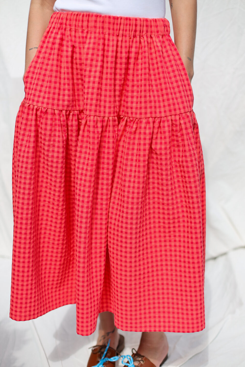 Elasticated waist Midi skirt in Glace cherry seersucker check | Skirt | Sustainable clothing | OffOn clothing