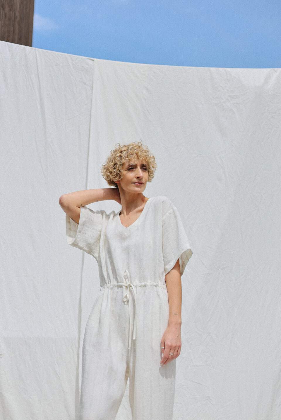 Linen V-neck Wide Legs Jumpsuit with Drawstring In Off-white Natural Stripes - Image 7