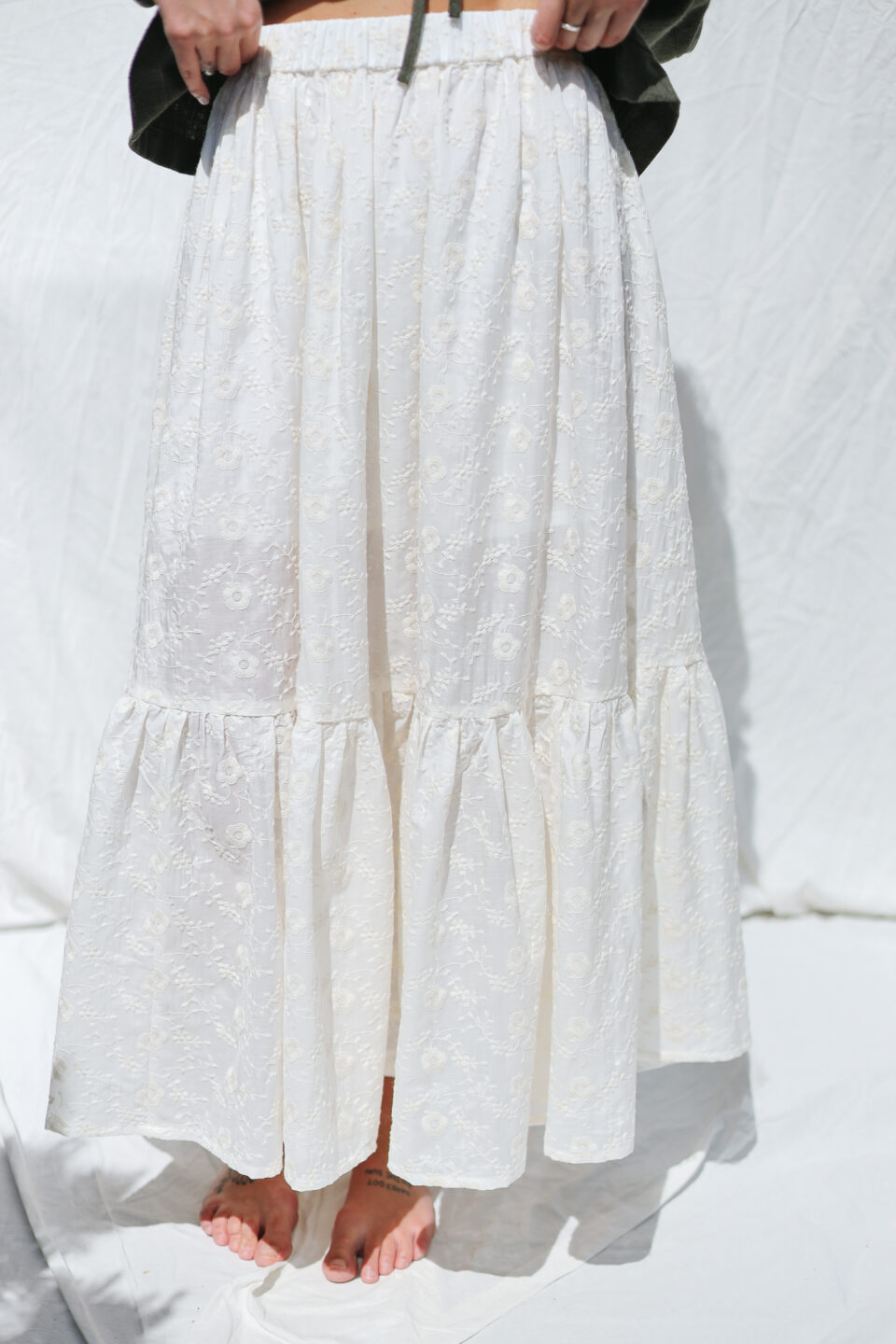Embroidered silk and cotton ruffled hem skirt with elasticated waist BLOOM - Image 4
