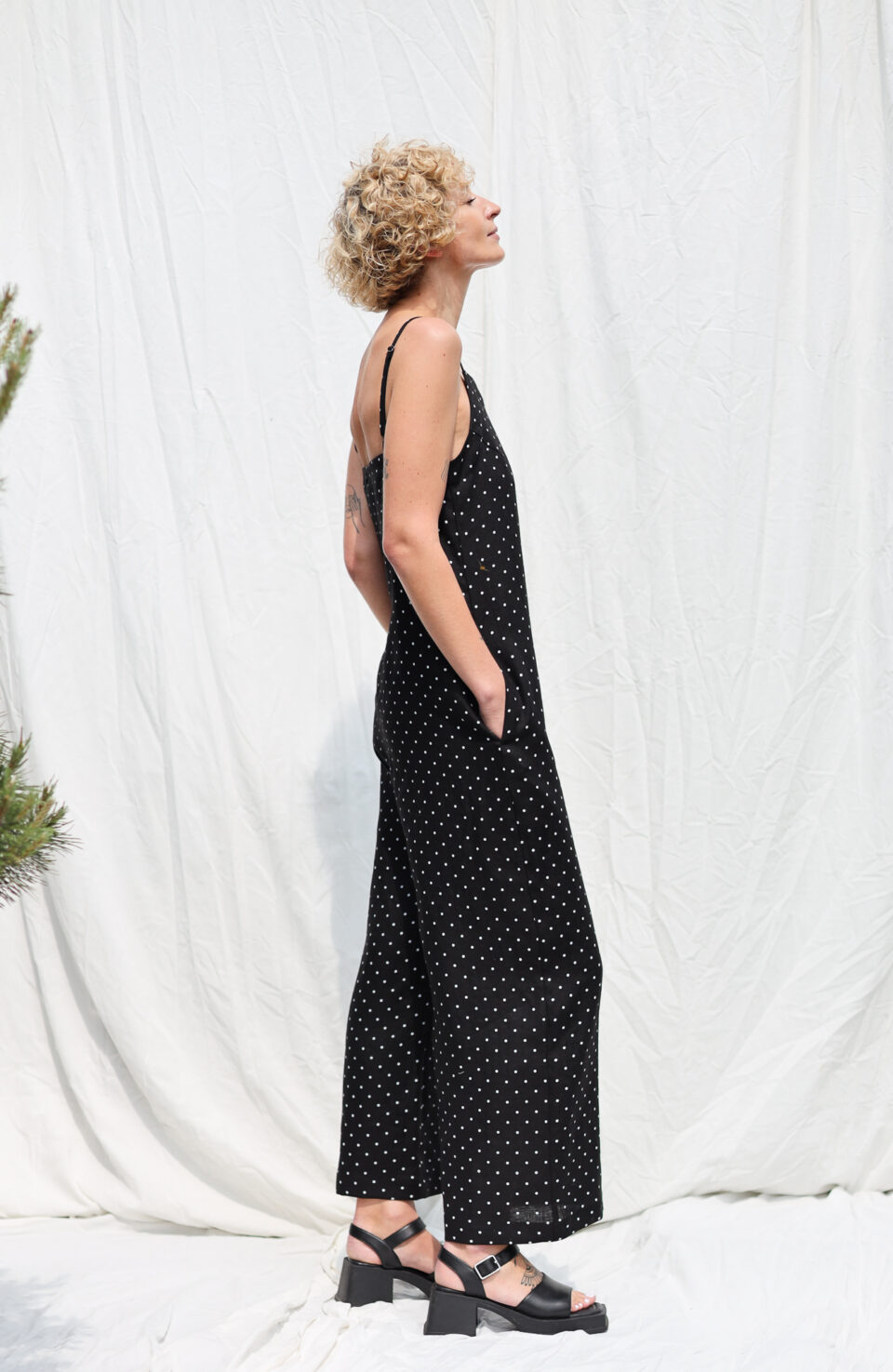 Linen sleeveless wide leg jumpsuit JUDE - Image 1