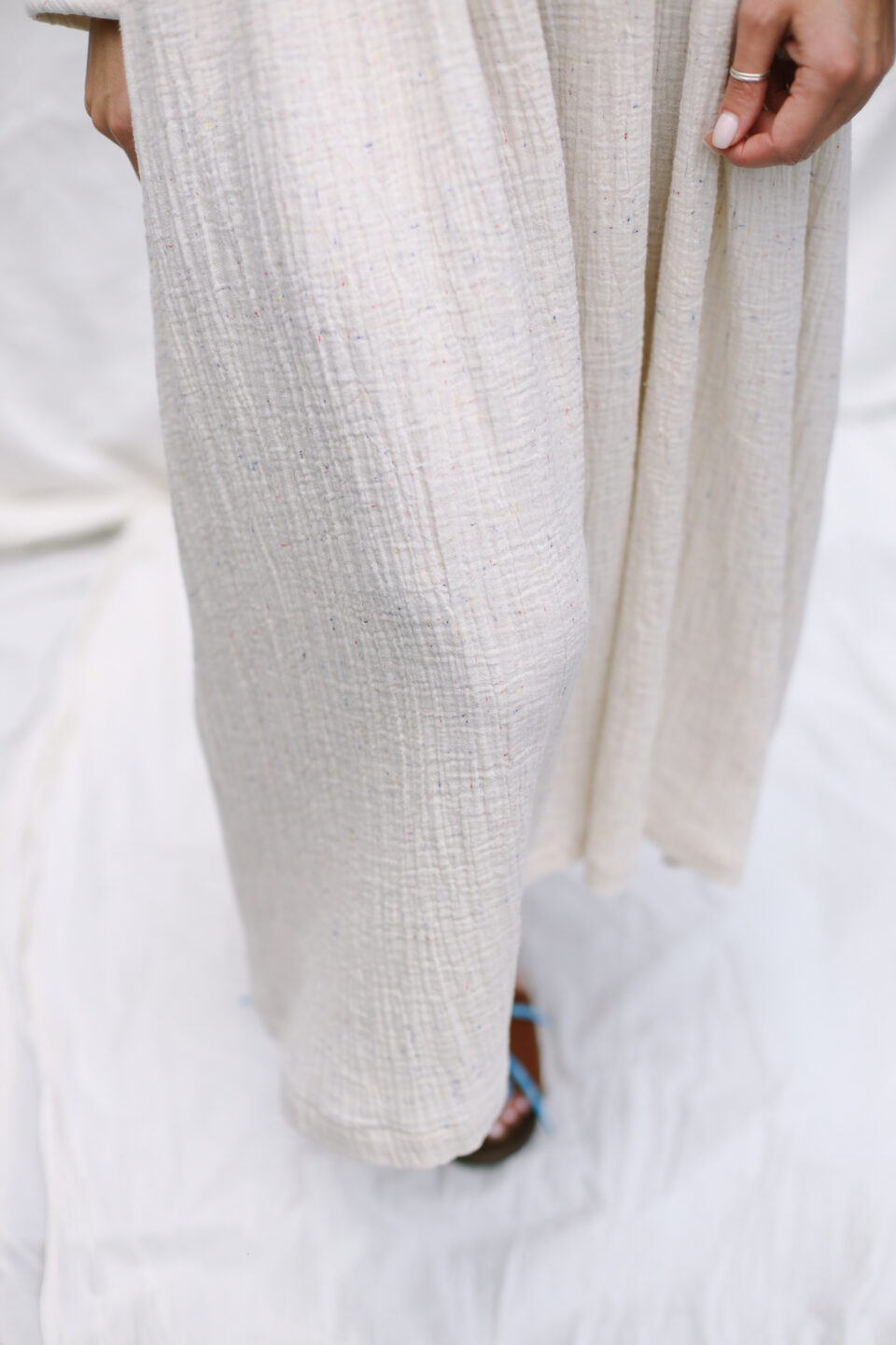 Oversized double gauze dress GRETA in melange ice cream color - Image 1
